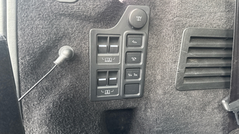 Land Rover Discovery 3.0 SDV6 HSE Luxury 5dr Auto Diesel Station Wagon